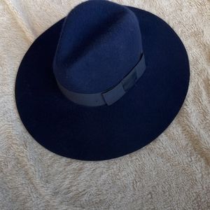 Navy Blue 💙 Brixton Joanna felt hat